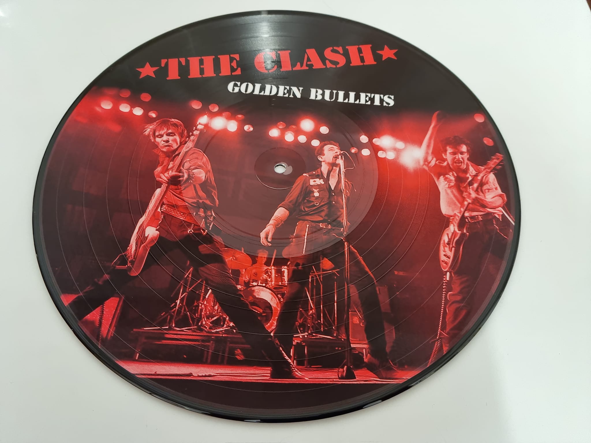 Buy this rare Clash record by clicking here