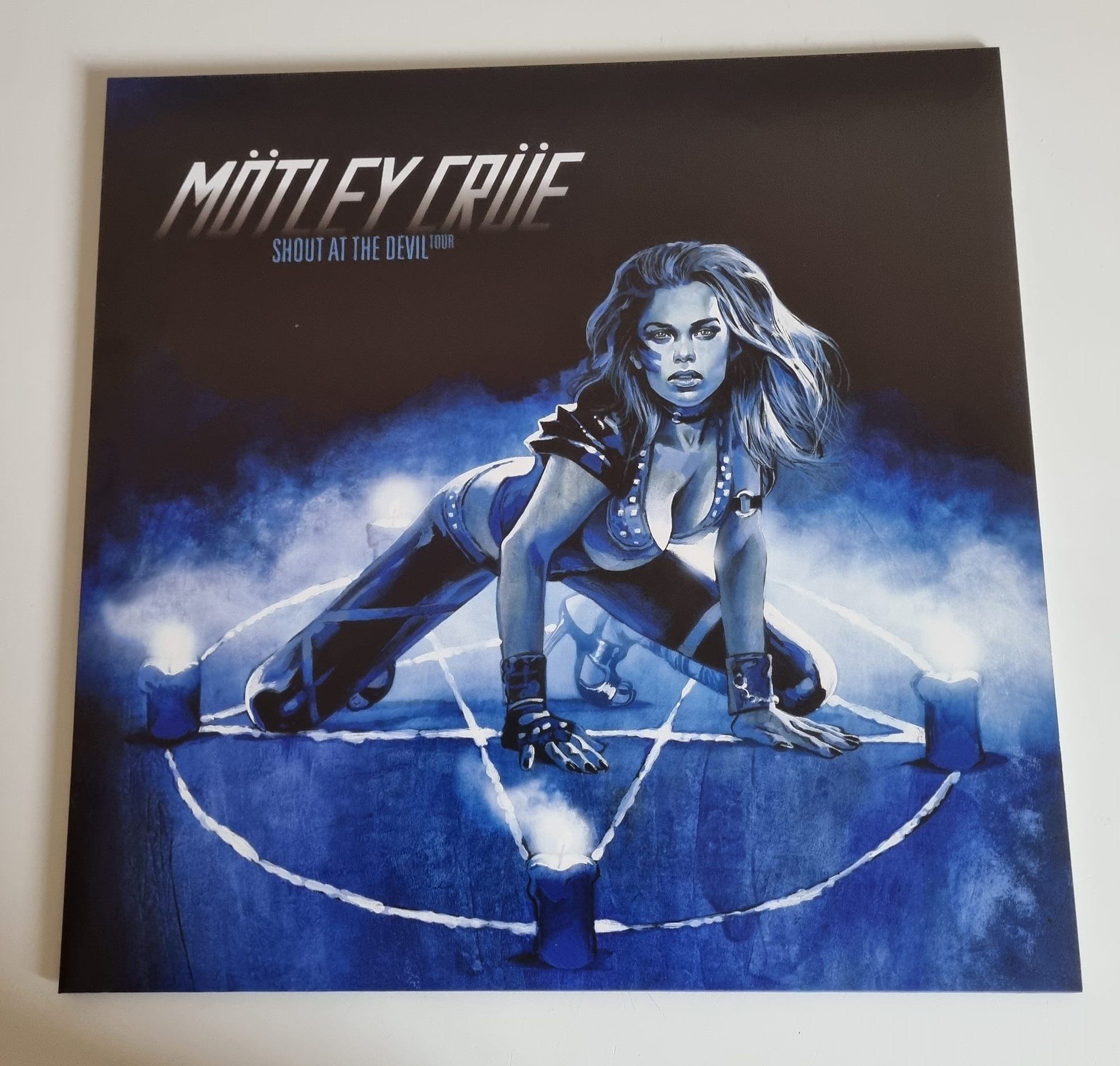 Buy this rare Motley Crue record by clicking here
